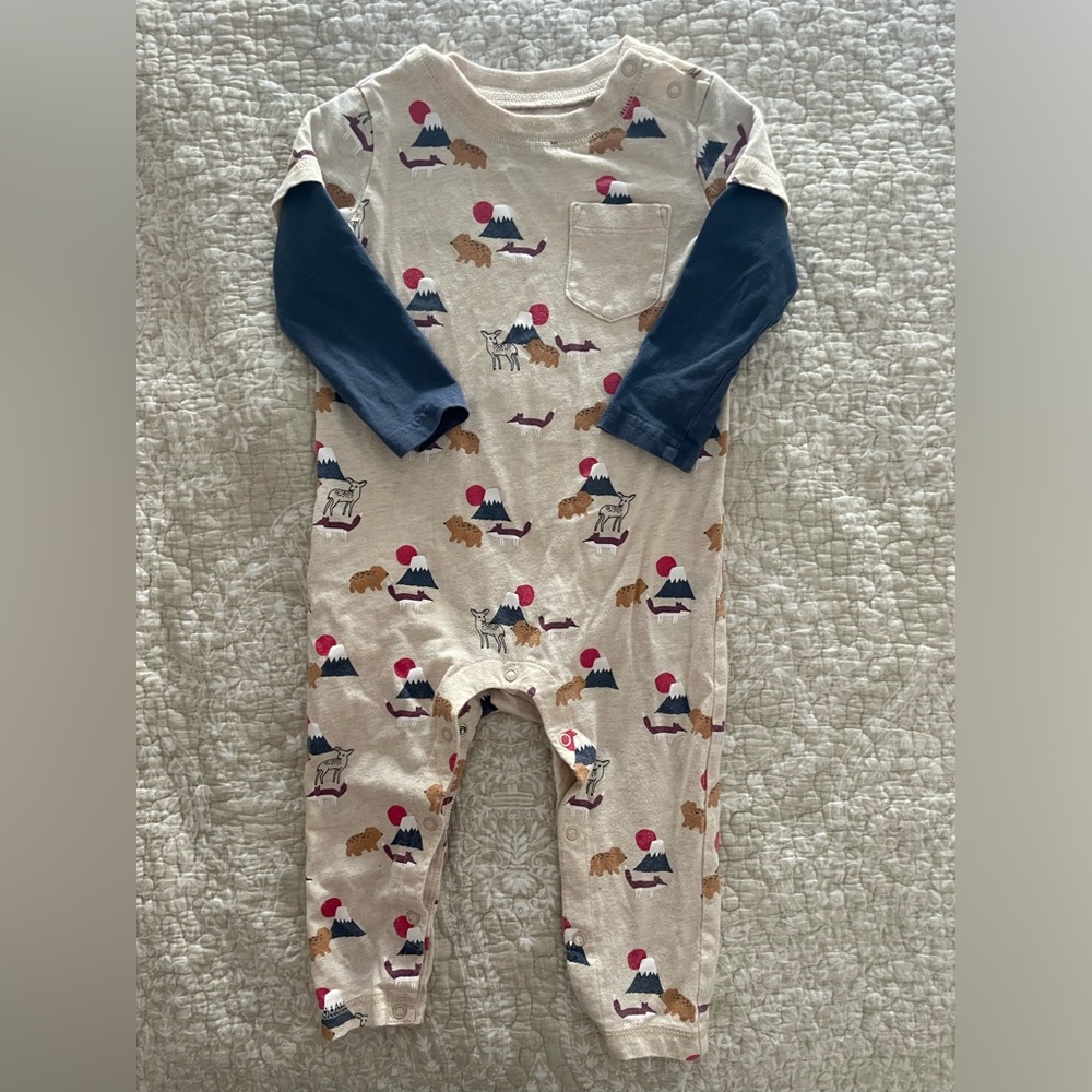 Tea Collection 12-18 month jumpsuit with snaps gently used excellent condition